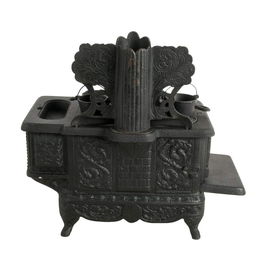 J&E Stevens Antique Cast Iron Salesman's Sample Toy Stove-7