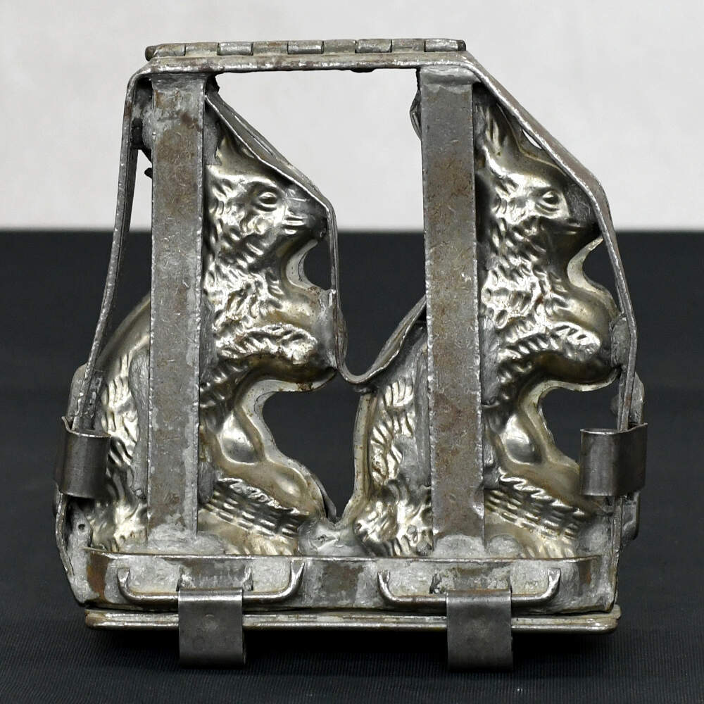 Folding Three-Dimensional Spring Bunny Chocolate Mold-4