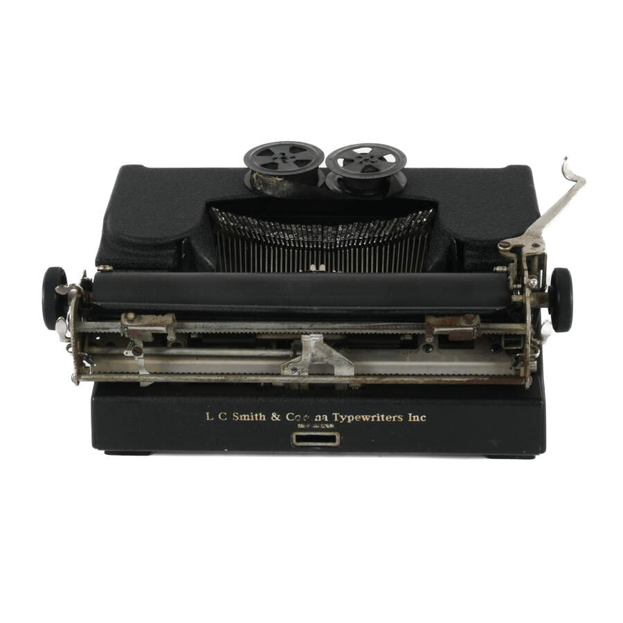 LC Smith & Corona 1935 Standard Portable Typewriter Without Case-3