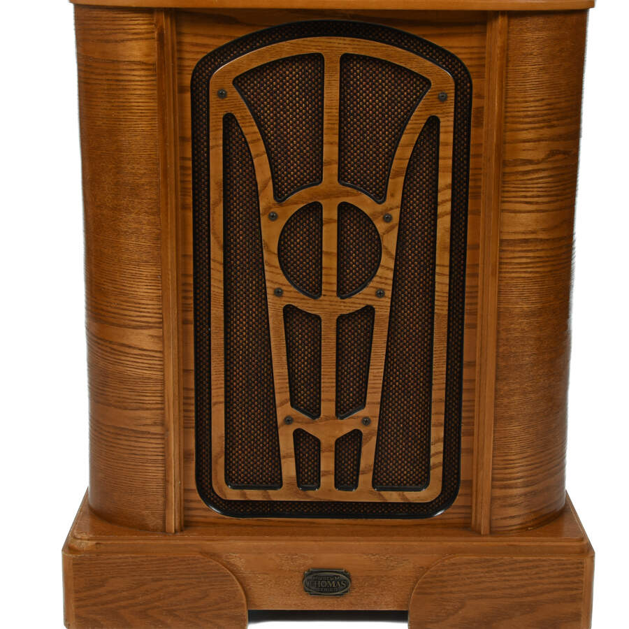 Thomas Museum Series Floor Model Radio-3