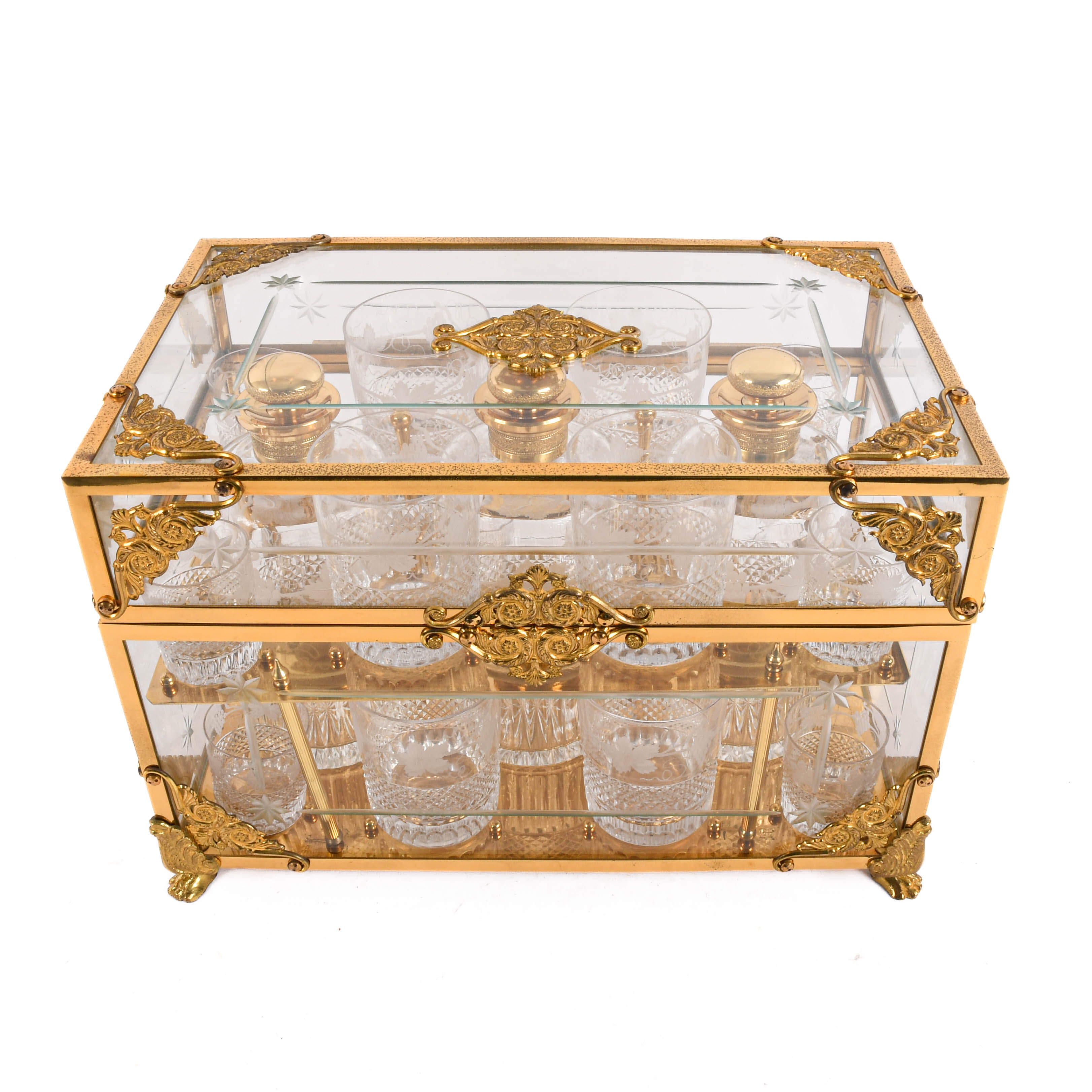 Liquor Cabinet Glasses and Decanters-2