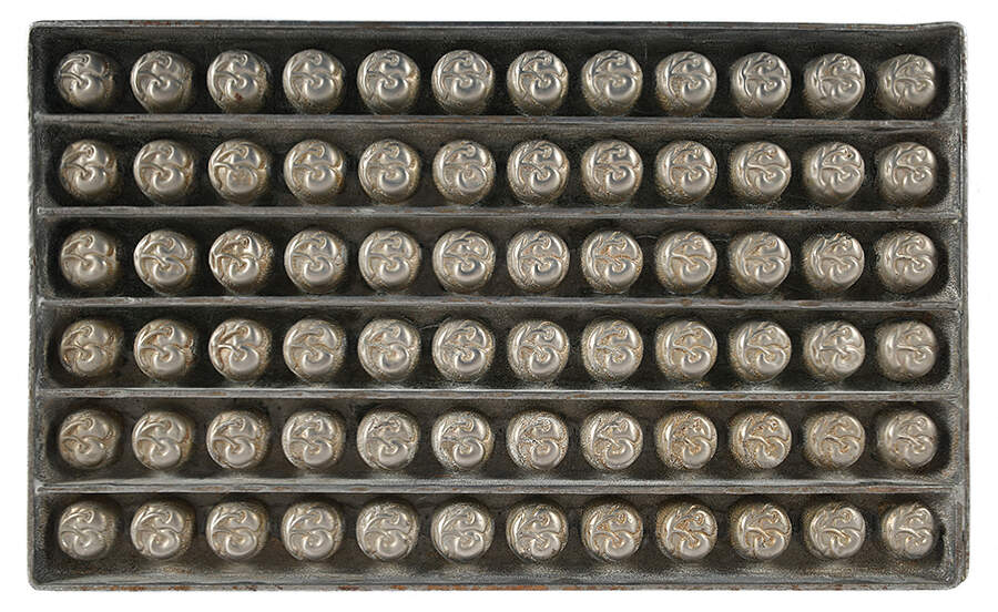 New York Co. Chocolate Candy Mold-2