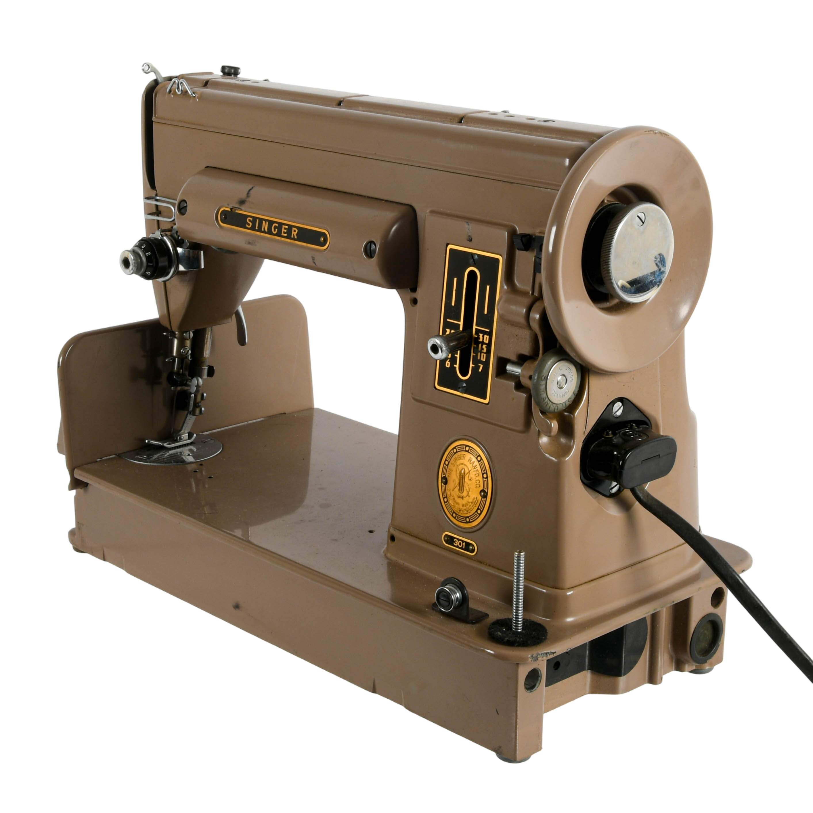 Singer Sewing Machine with Accessories-4