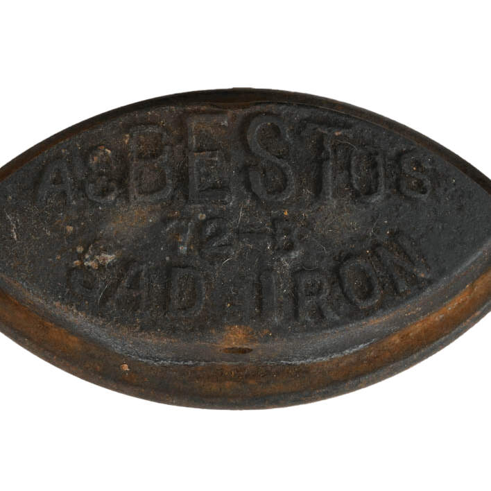 Antique Sad Irons: Colebrookdale, A.C. Williams, Asbestos & Charcoal Irons-9