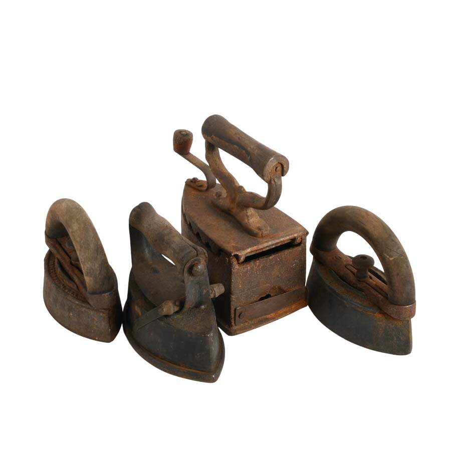 Antique Sad Irons: Colebrookdale, A.C. Williams, Asbestos & Charcoal Irons-2