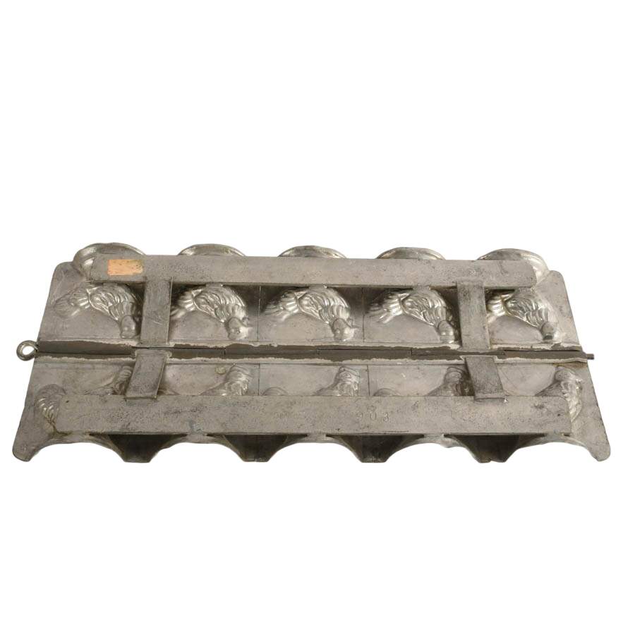 1930s German Five Miniature Hens Chocolate Mold-4