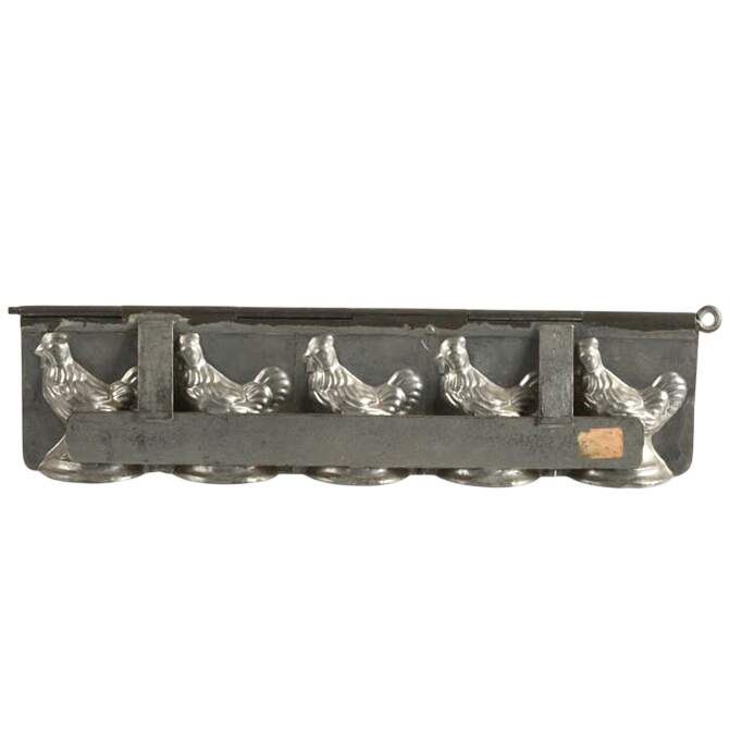 1930s German Five Miniature Hens Chocolate Mold-3