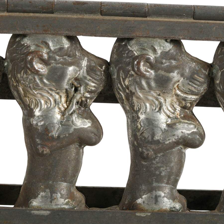 Deutsches Reichsgebrauchsmuster Chocolate Lion Mold-6