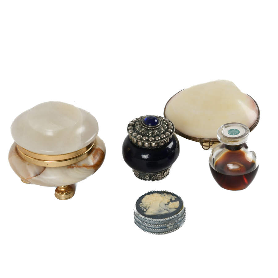 Lot of Five Ladies Vanity Items-2