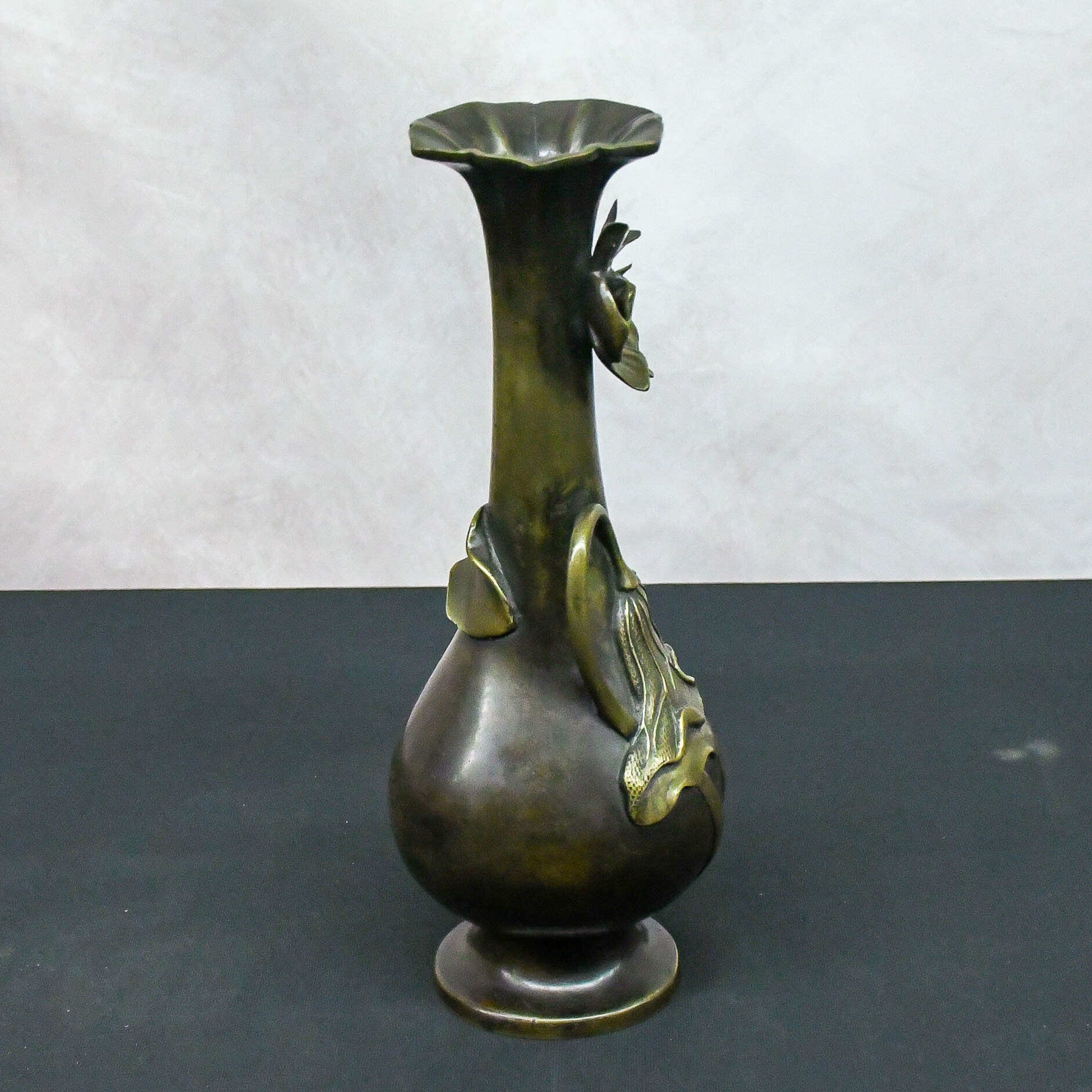 Bronze Japanese Meiji Period Vase with Lotus Motif-4