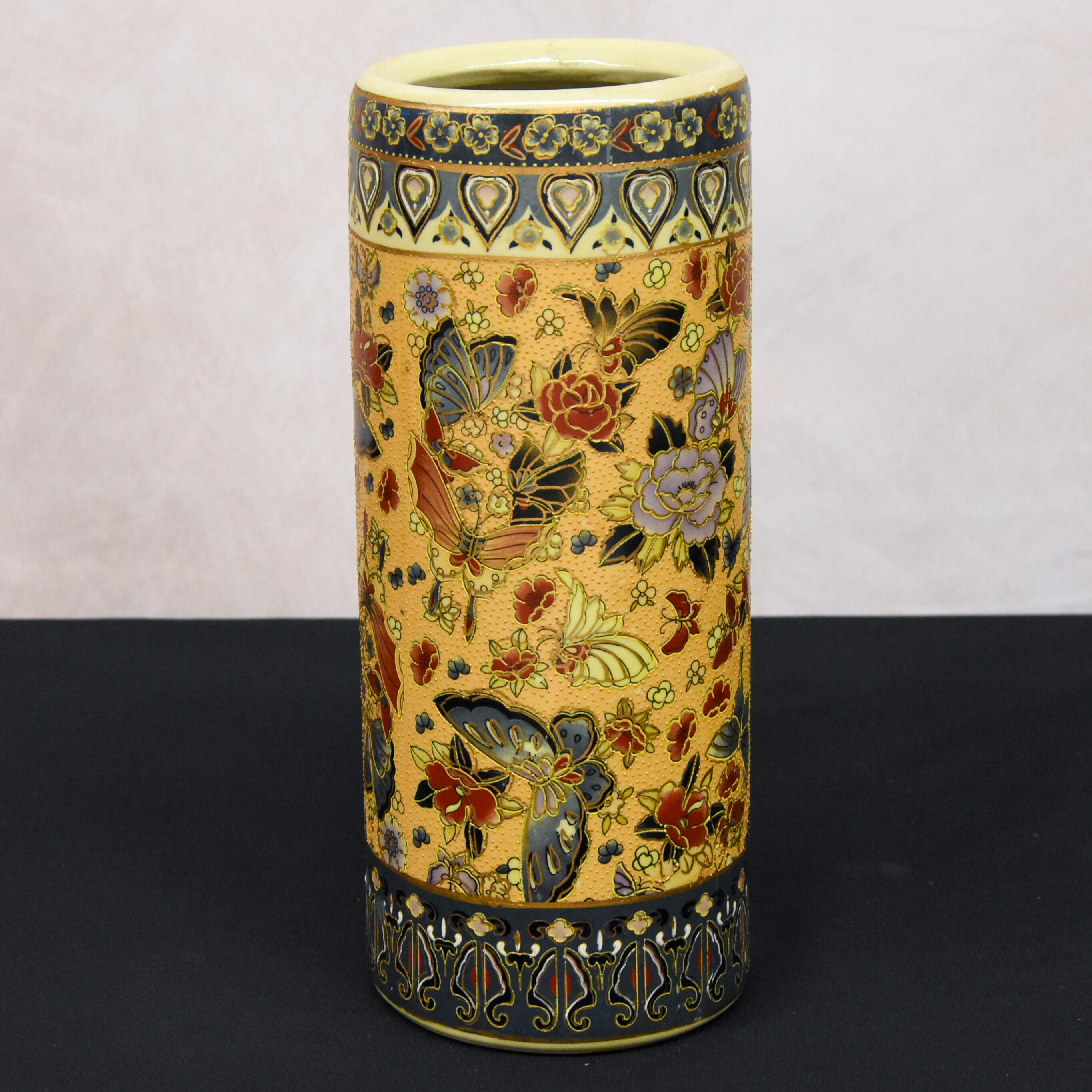 Chinese Cylindrical Butterflies and Flowers Vase-2