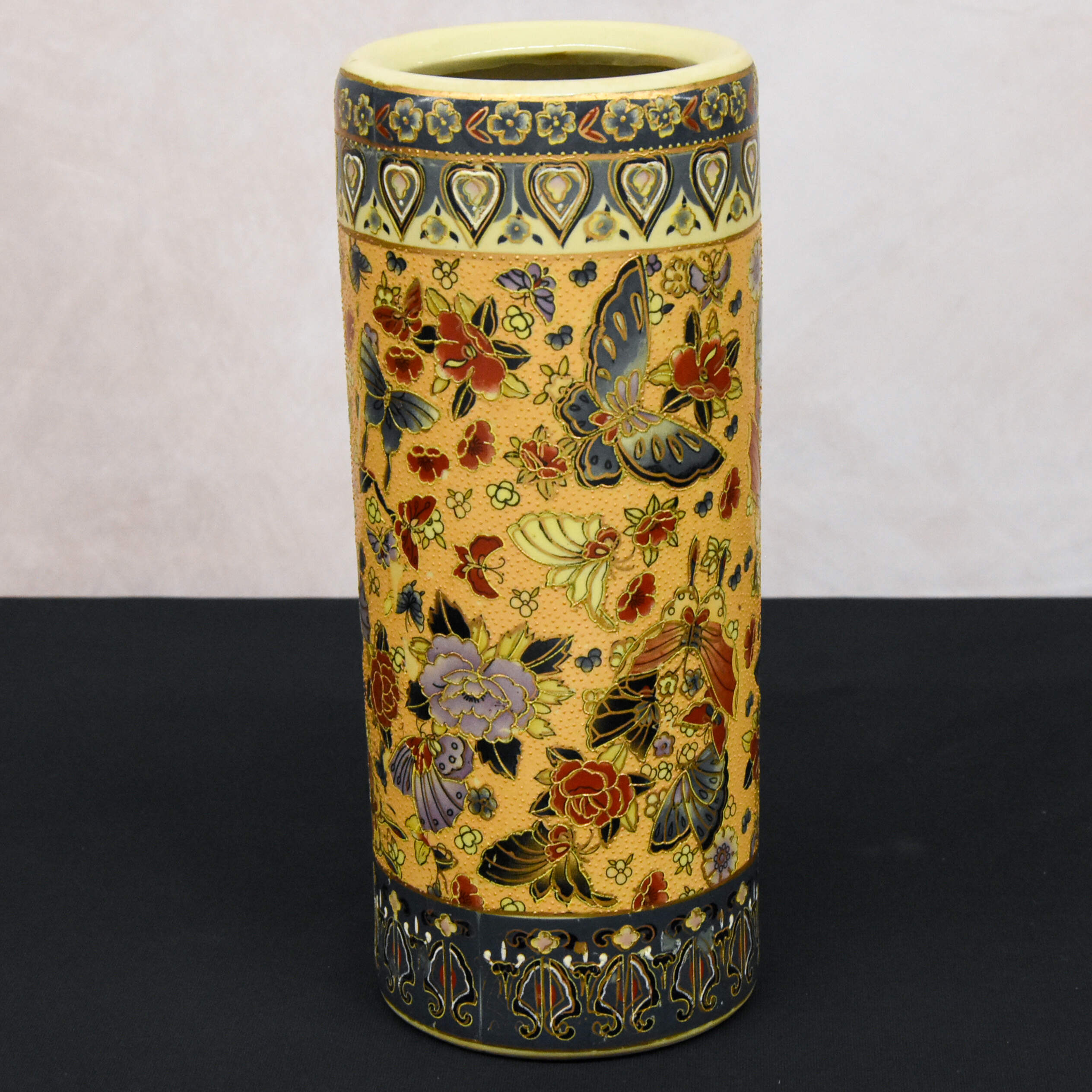 Chinese Cylindrical Butterflies and Flowers Vase-1