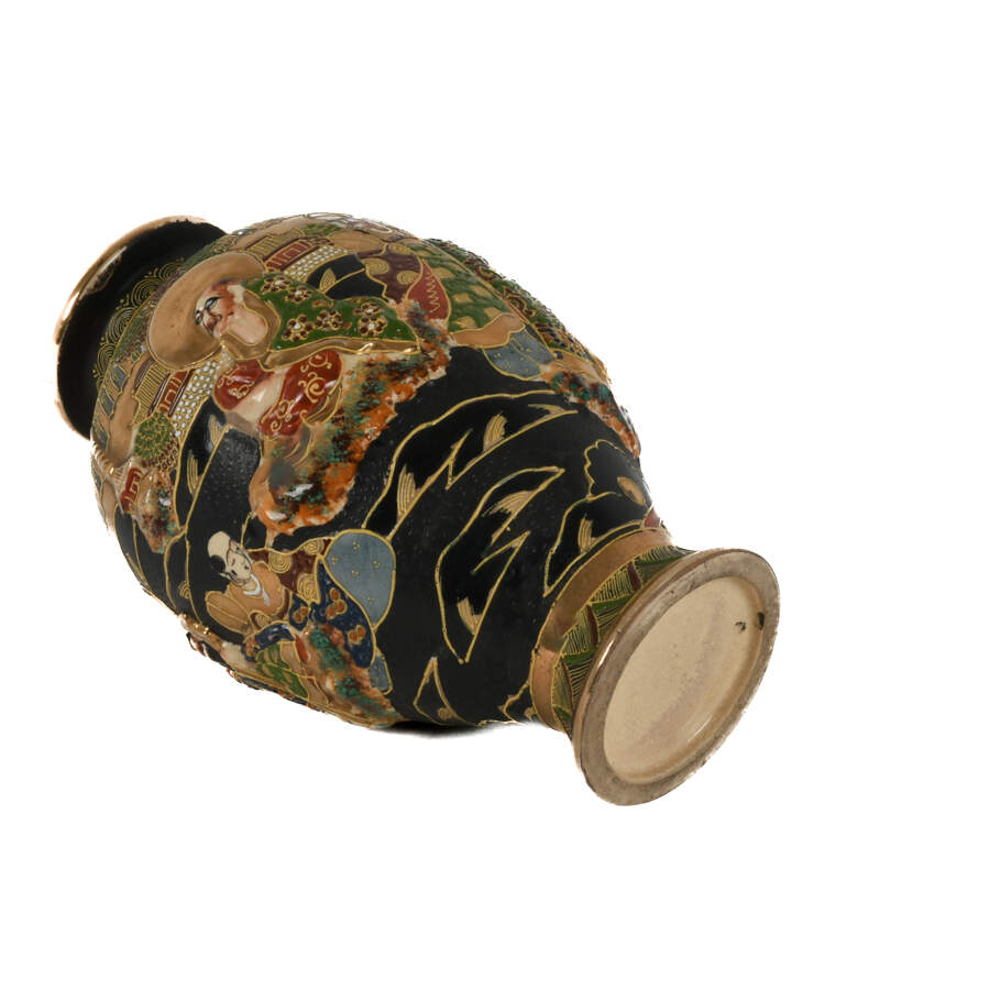 Japanese Black and Gold Satsuma Vase-10