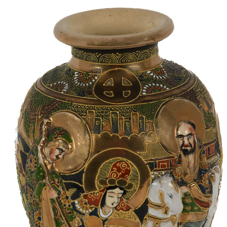 Japanese Black and Gold Satsuma Vase-5