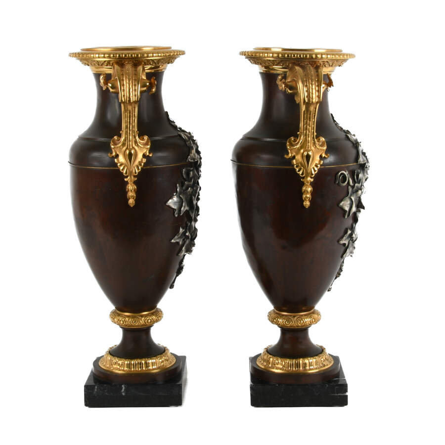 Antique 19th Century Pair of Bronze Urns on Marble Bases-4