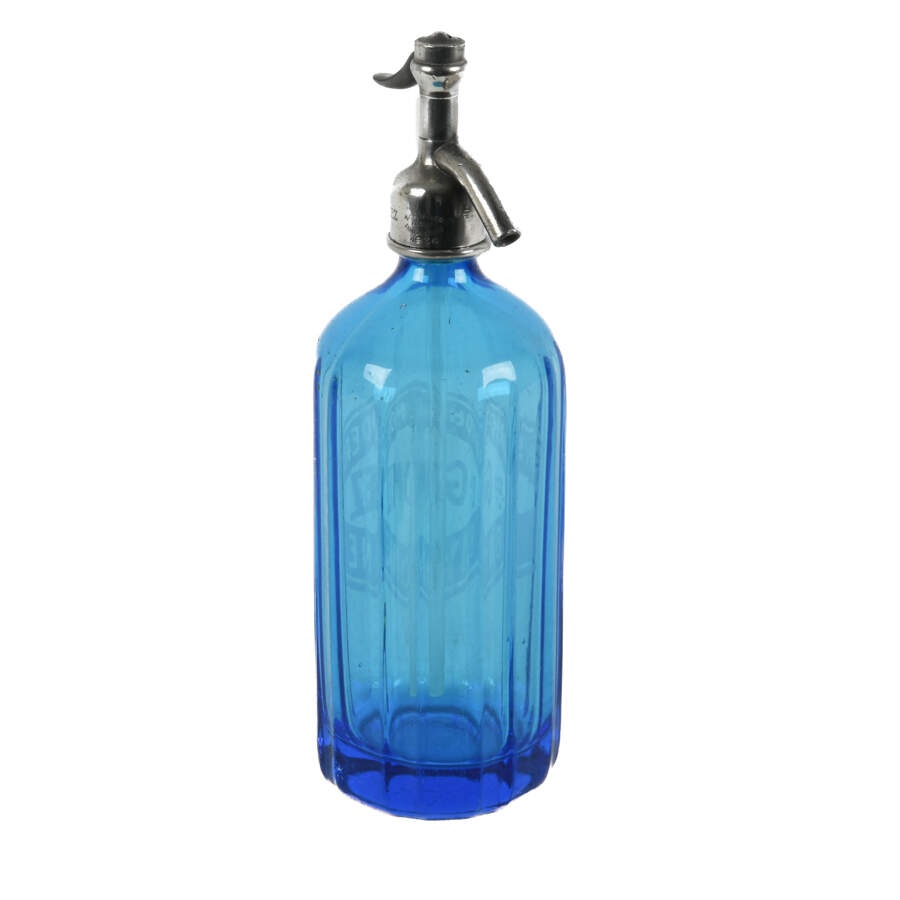 Fabrique Moderne Gomez Bayonne Etched Seltzer Bottle-3