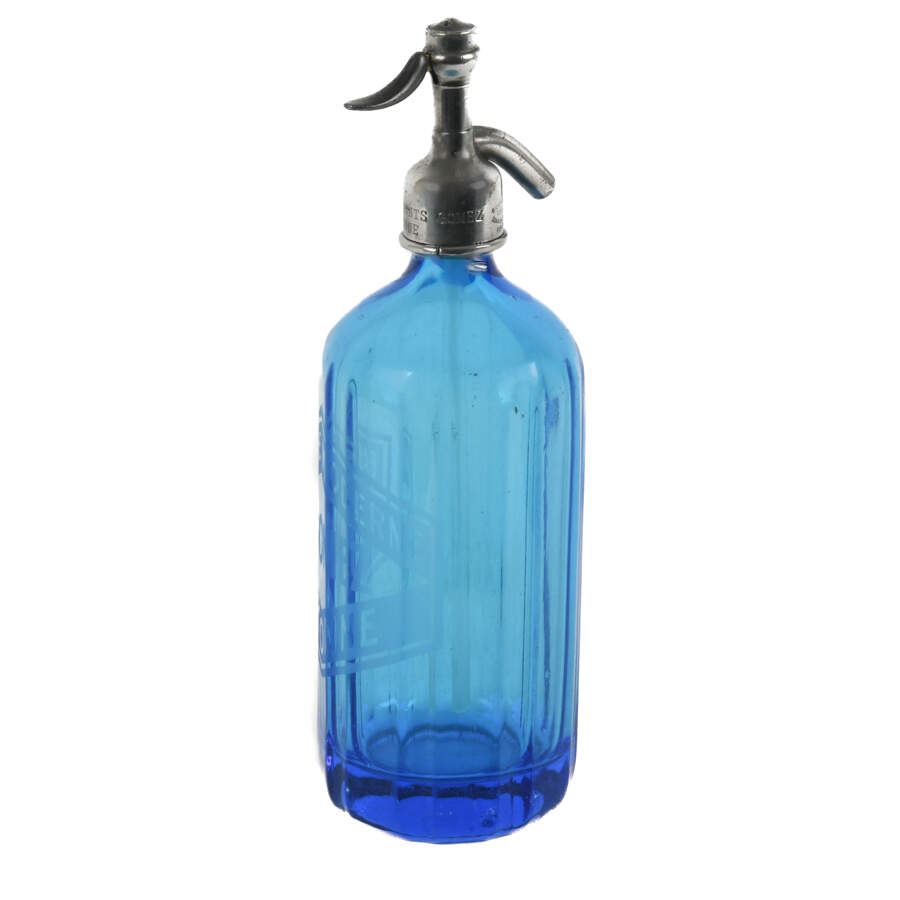 Fabrique Moderne Gomez Bayonne Etched Seltzer Bottle-2