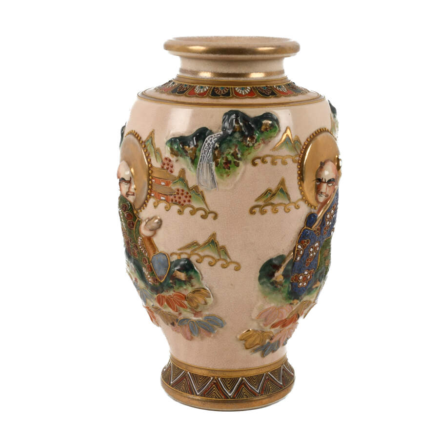 Antique Japanese Immortal Figures Satsuma Vase-8
