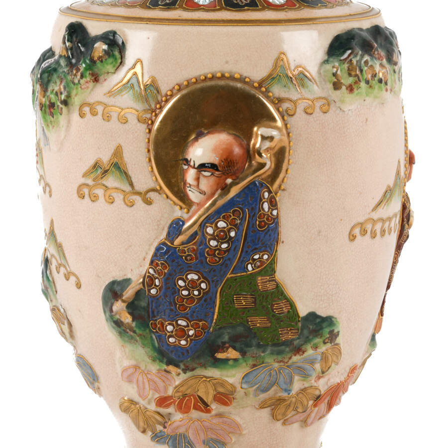 Antique Japanese Immortal Figures Satsuma Vase-6