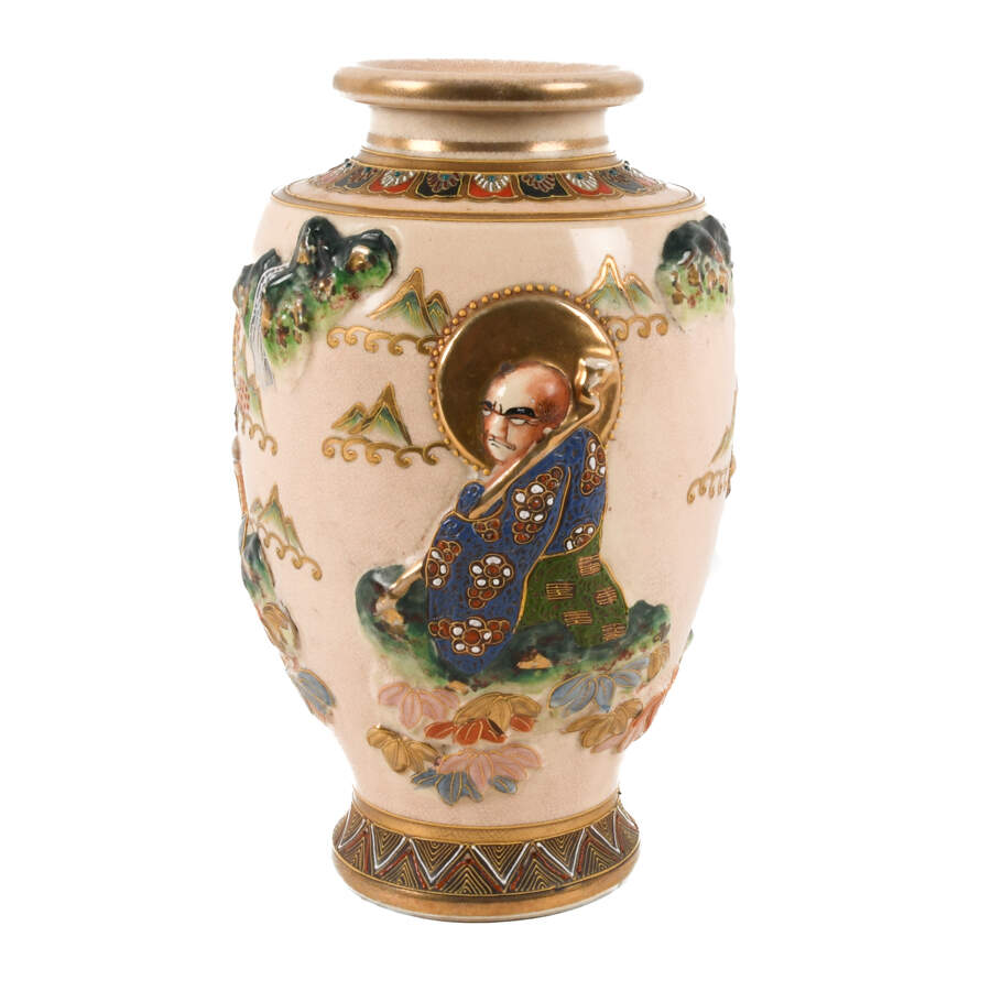 Antique Japanese Immortal Figures Satsuma Vase-1