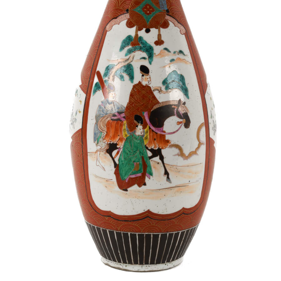 Japanese Porcelain Imari Ruffle Lip Floor Vase-3