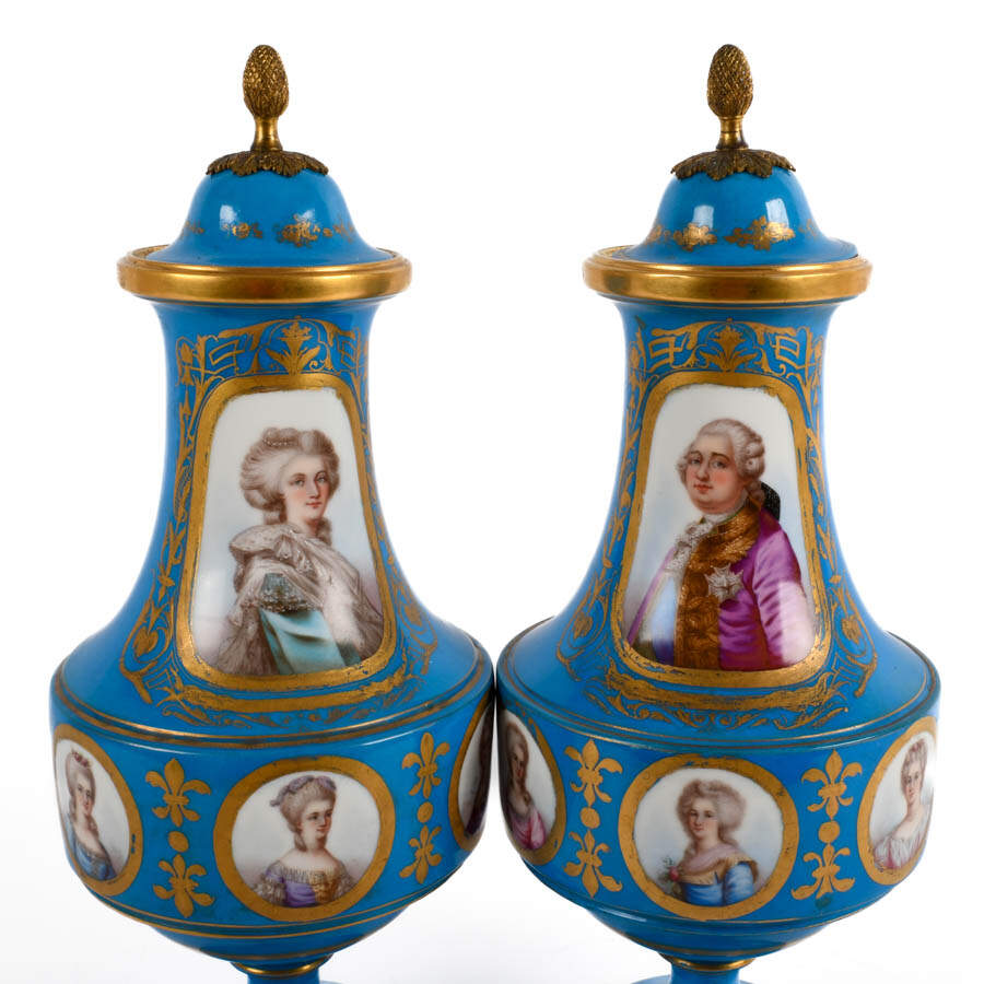 Pair of French Sèvres Lidded Blue and Gilt Portrait Vases-3