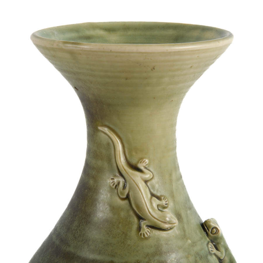 Art Pottery Vase with Raised Salamander Relief-3