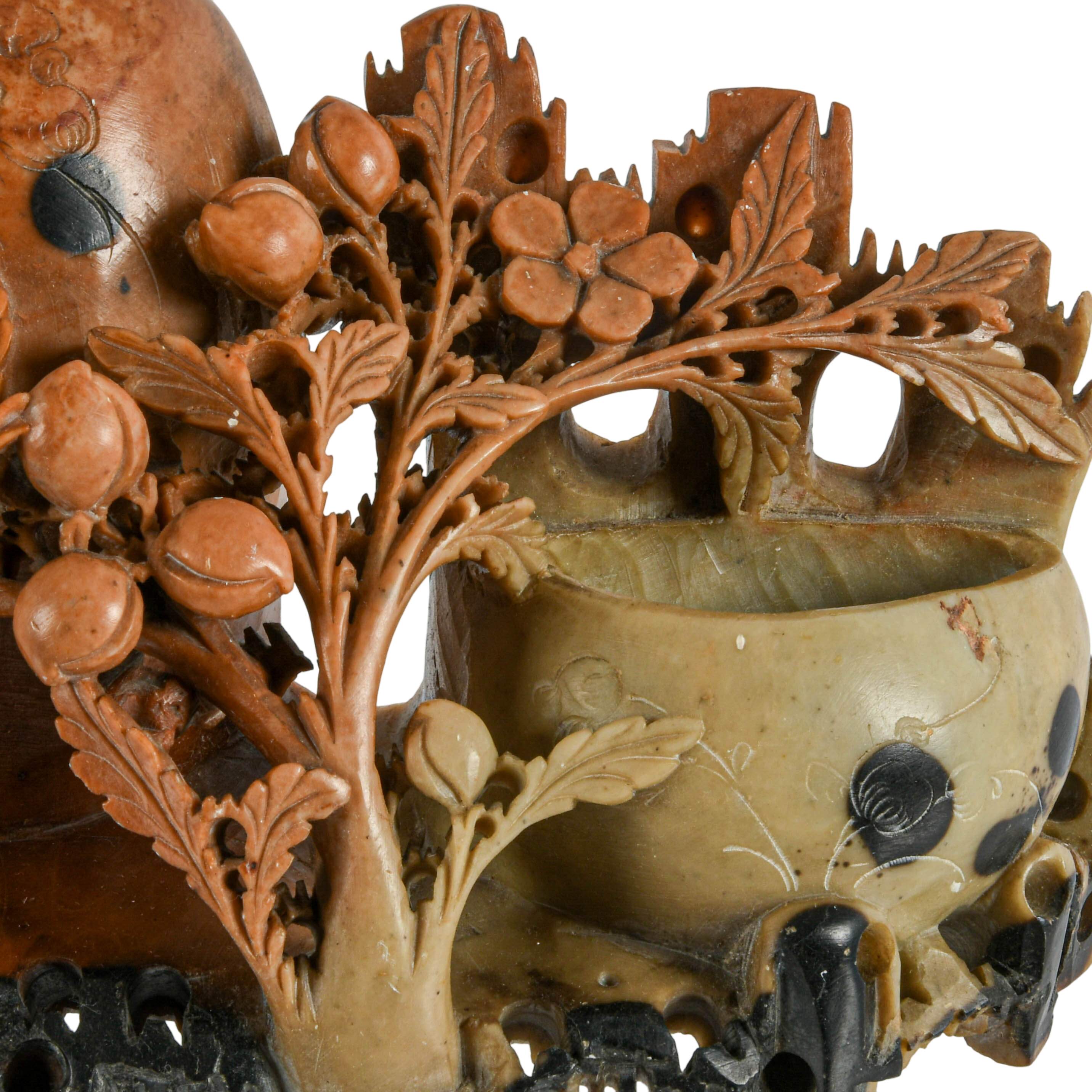 Chinese Carved Soapstone Brush Pot-3