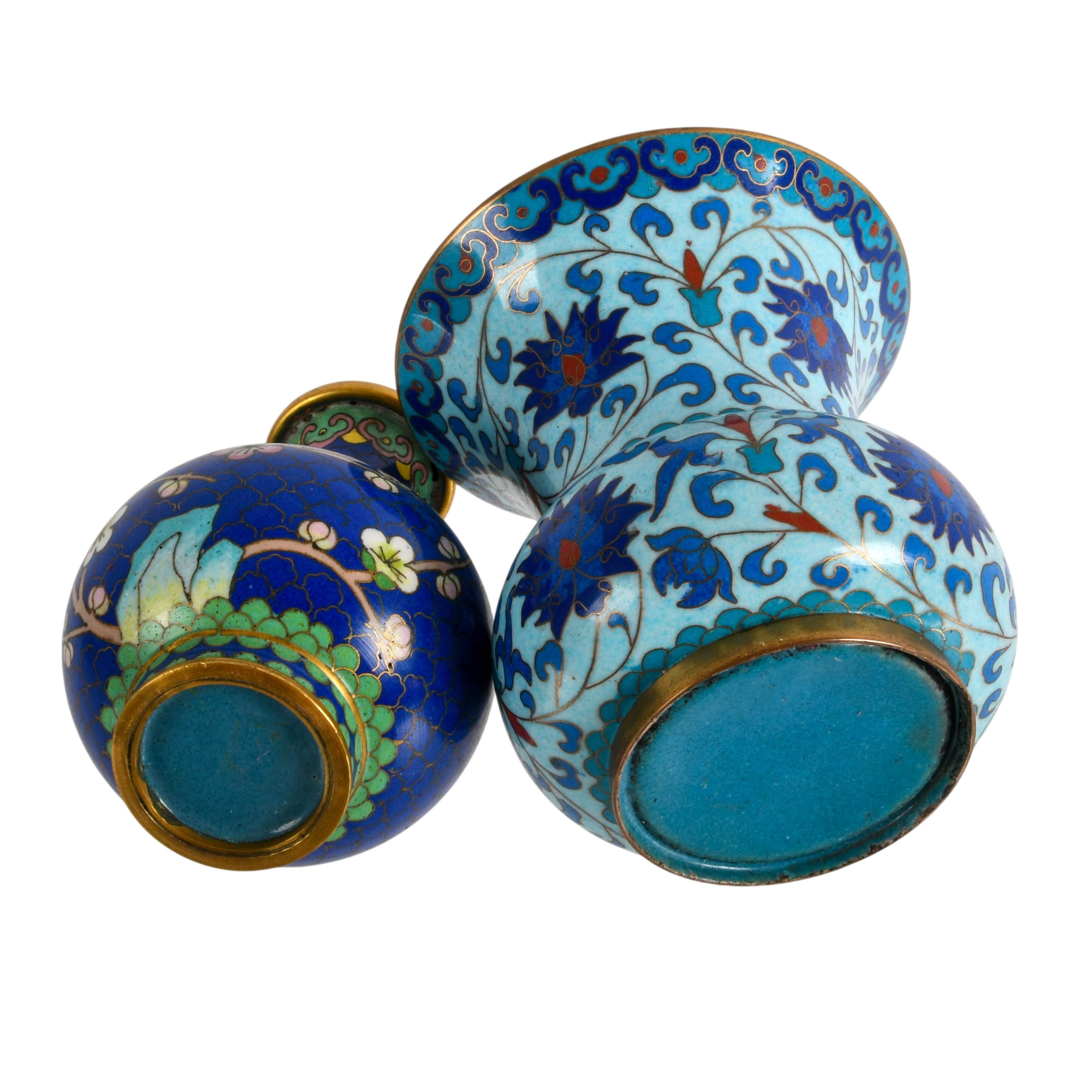 Pair of Chinese Cloisonné Blue Floral Vases-5