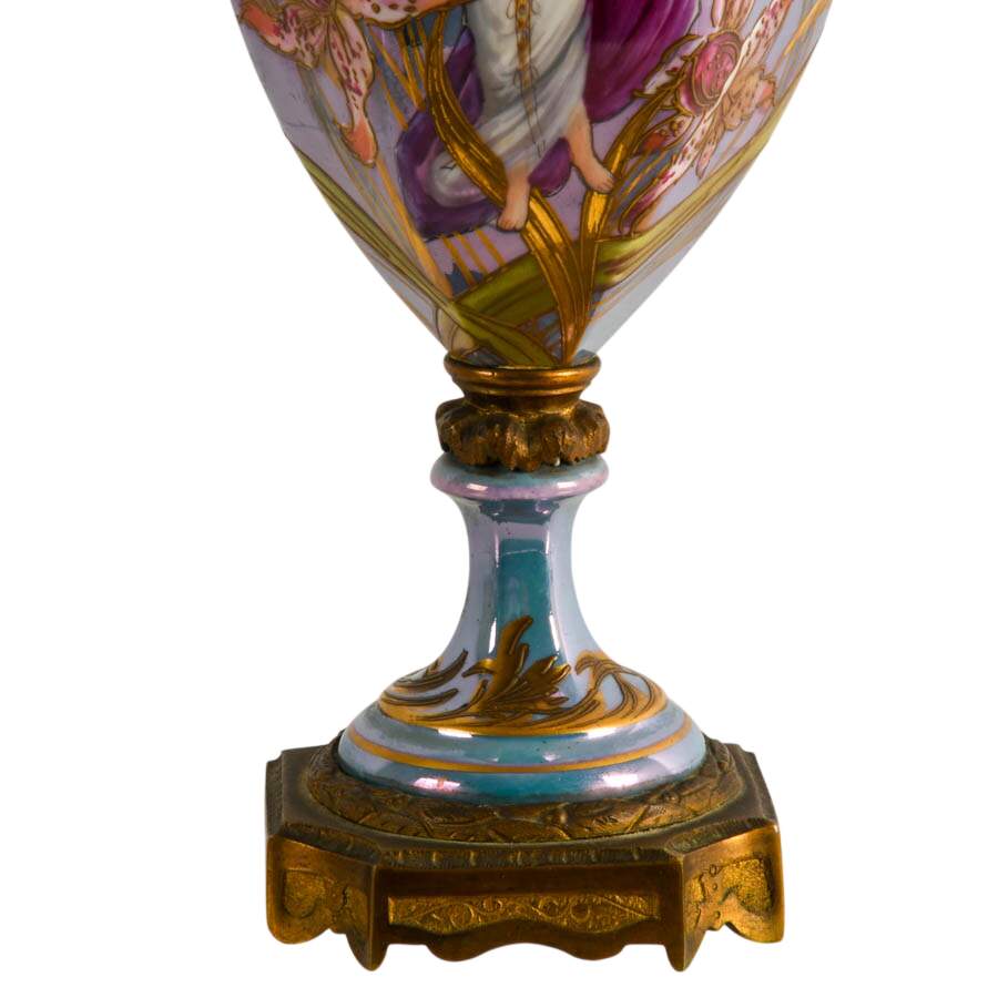 Antique French Sèvres-Style Art Nouveau Painted Porcelain Urn-4
