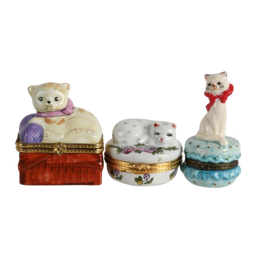 Seven Porcelain Trinket Boxes-4