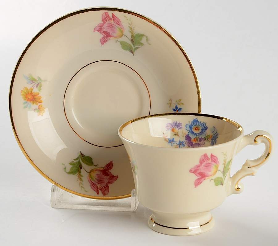 ABE1 Footed Demitasse Cup & Saucer Set by Aberdeen-1