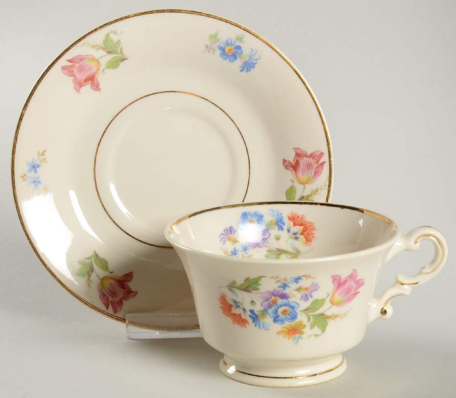 ABE1 Footed Cup & Saucer Set by Aberdeen-1