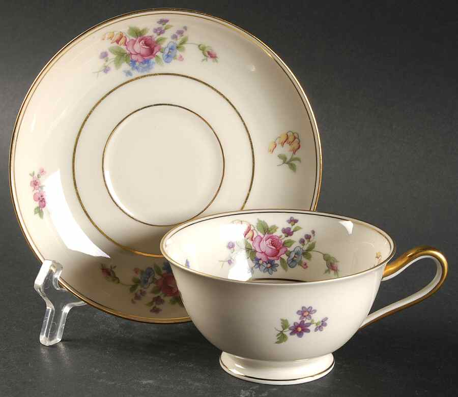 ABE1 Footed Cup & Saucer Set by Aberdeen-1