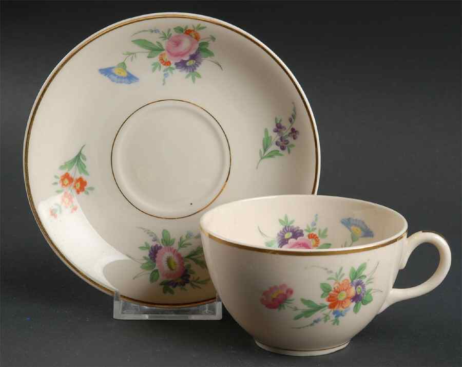 Selma (Smooth) Flat Cup & Saucer Set by Aberdeen-1