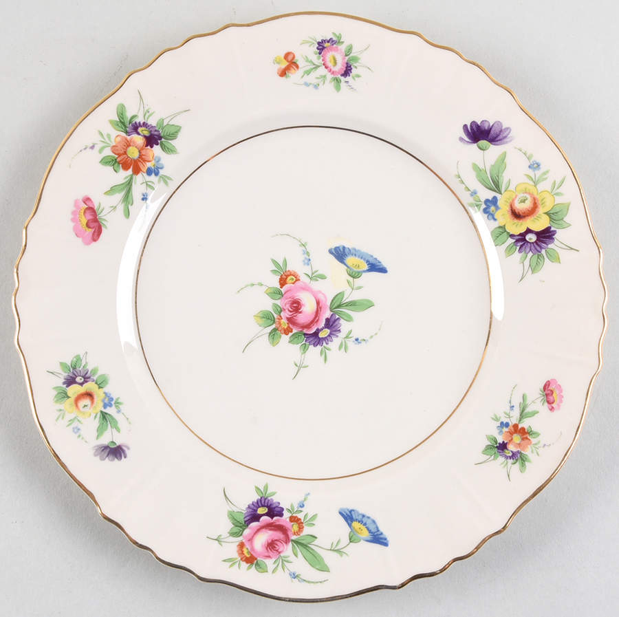 Selma (Scalloped) Salad Plate by Aberdeen-1