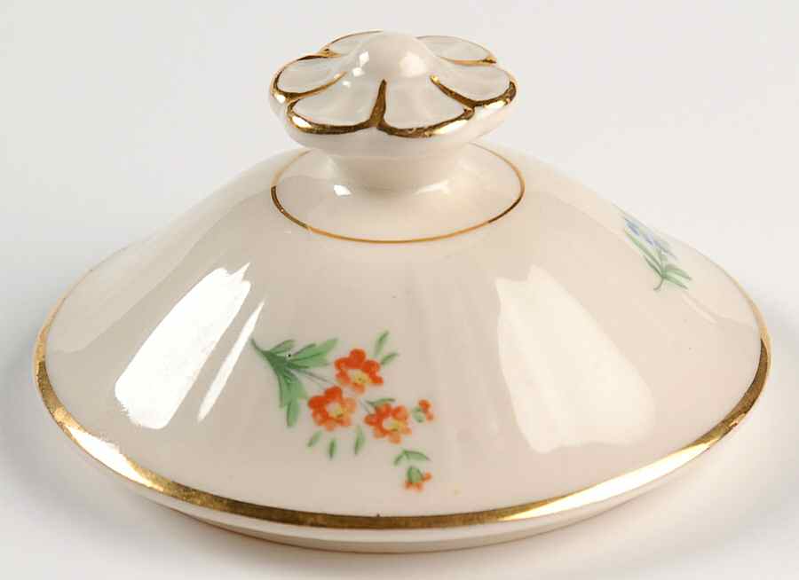 Selma (Scalloped) Lid for Sugar Bowl by Aberdeen-1
