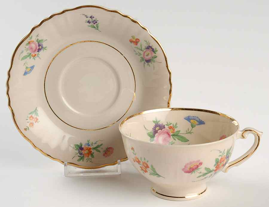 Selma (Scalloped) Footed Cup & Saucer Set by Aberdeen-1