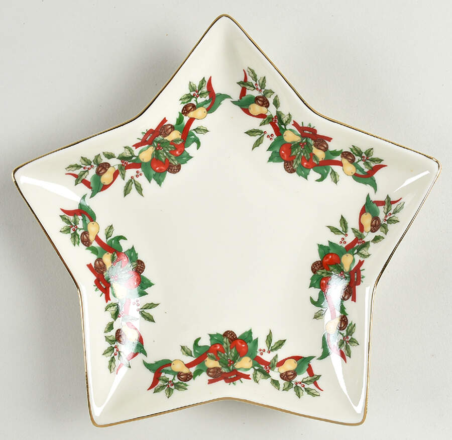 Christmas Bounty Star Shaped Dish by Amc China-Germany-1