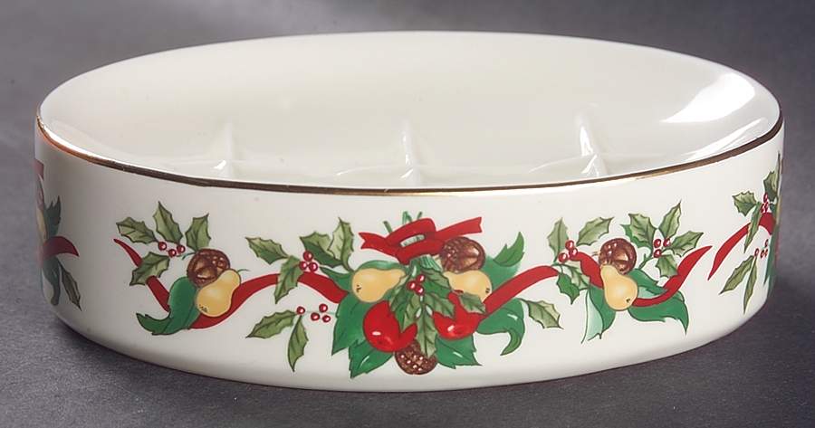 Christmas Bounty Soap Dish by Amc China-Germany-1