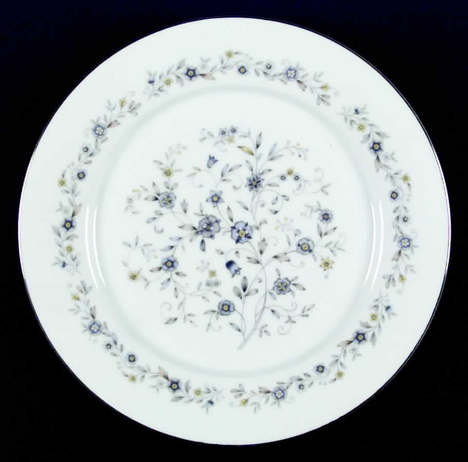 Chantilly Dinner Plate by Acsons-1