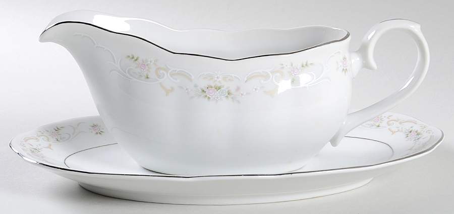 Delila Gravy Boat & Underplate by Acsons-1