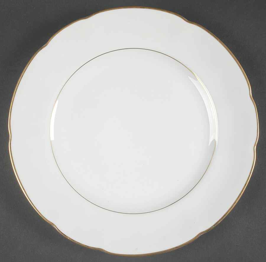 Lalique Dinner Plate by Acsons-1