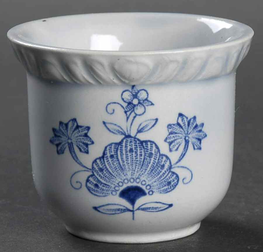 Blue Butterfly Single Egg Cup by Adams China-1