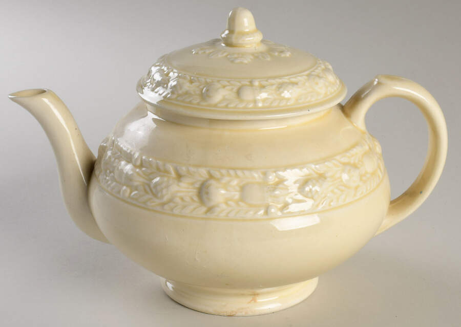 Della Robia Cream (Titian Ware) Teapot & Lid by Adams China-1