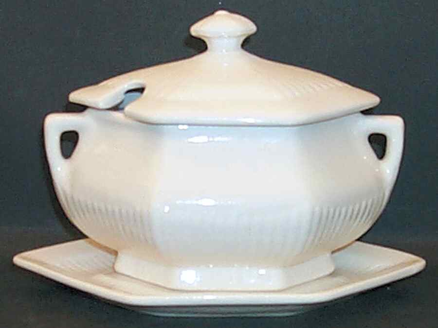 Empress Sauce Boat & Lid with Underplate by Adams China-1