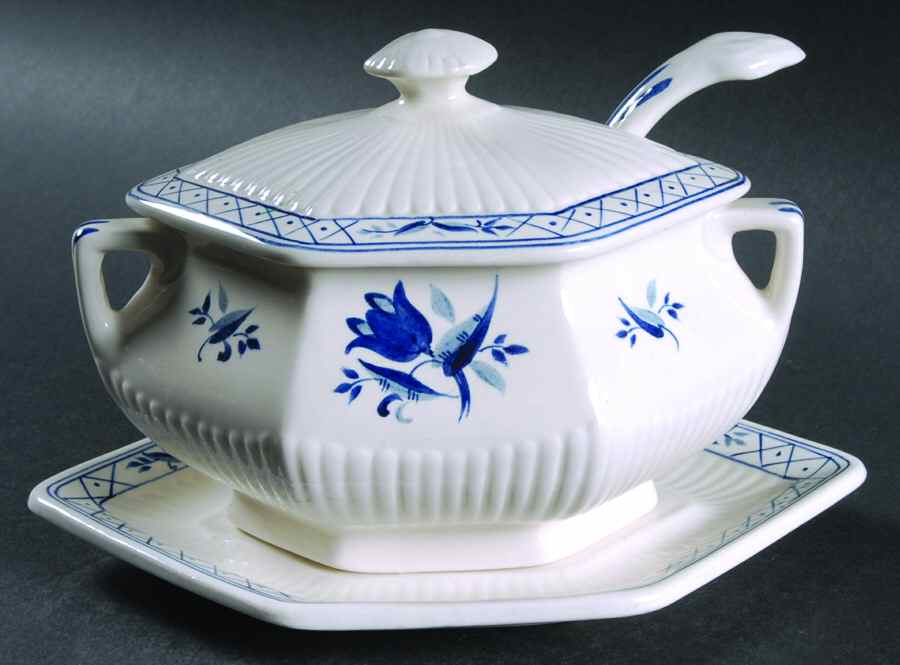 Hollandia Blue Sauce Boat & Lid & Underplate & Ladle by Adams China-1