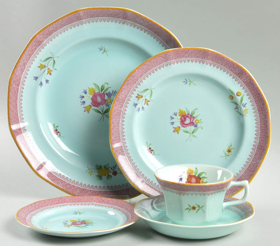 Lowestoft (Newer Backstamp) 5 Piece Place Setting by Adams China-1