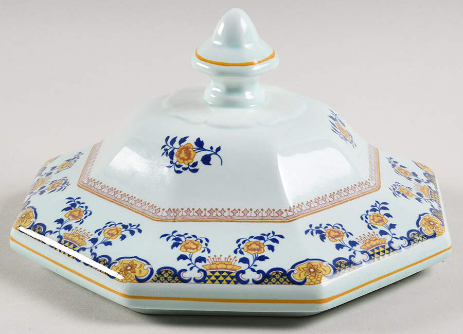 Shalimar Lid for Round Vegetable by Adams China-1