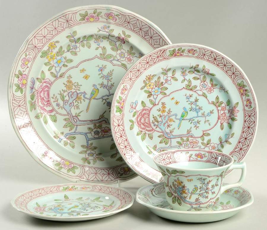 Singapore Bird (Older Backstamp) 40 Piece Estate Set by Adams China-1